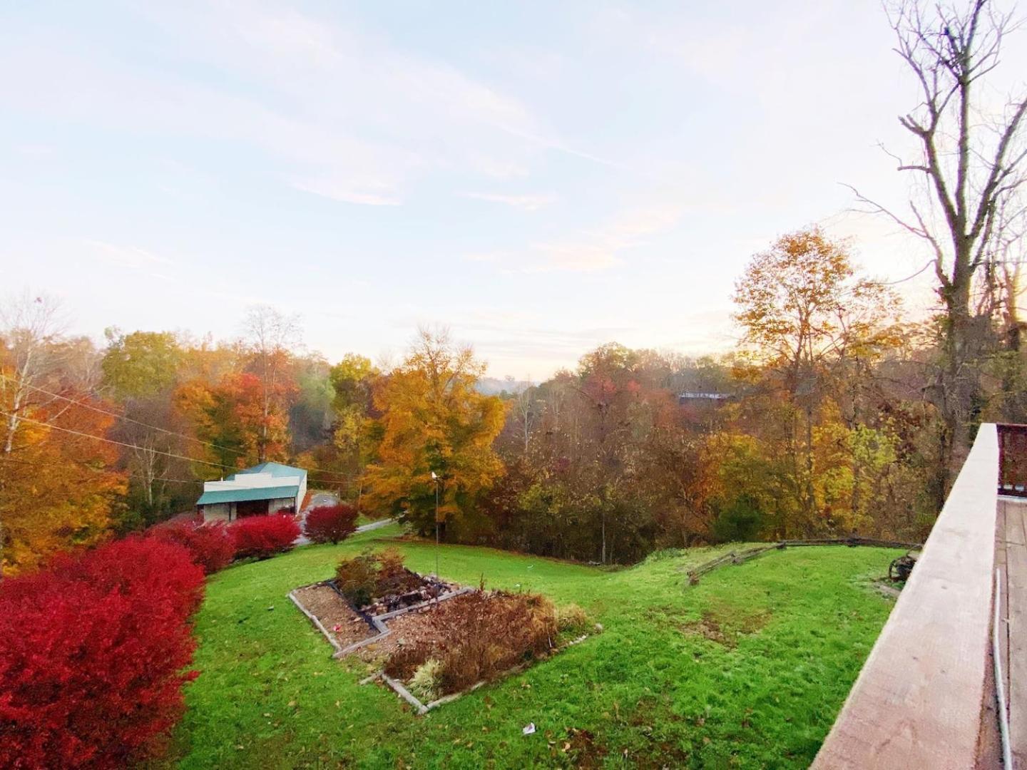 Dog Friendly! Views! Hot Tub! Close To Pf! Gsmnp Сев'єрвілл Екстер'єр фото