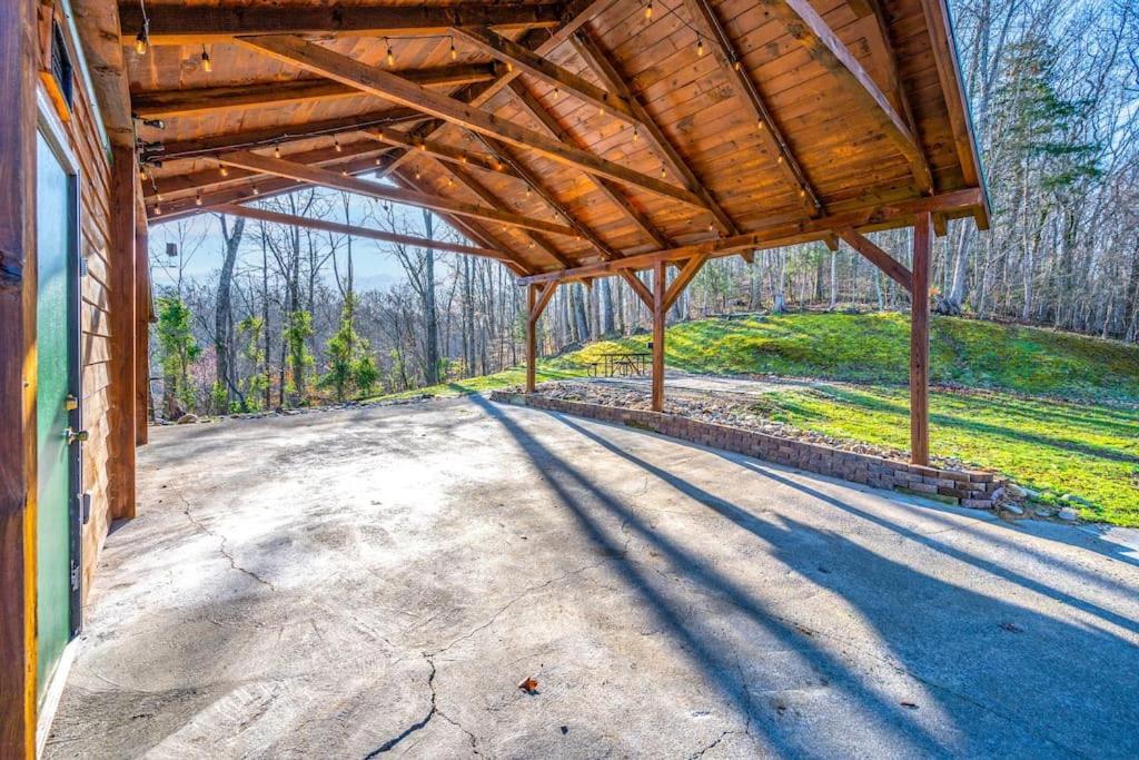 Dog Friendly! Views! Hot Tub! Close To Pf! Gsmnp Сев'єрвілл Екстер'єр фото