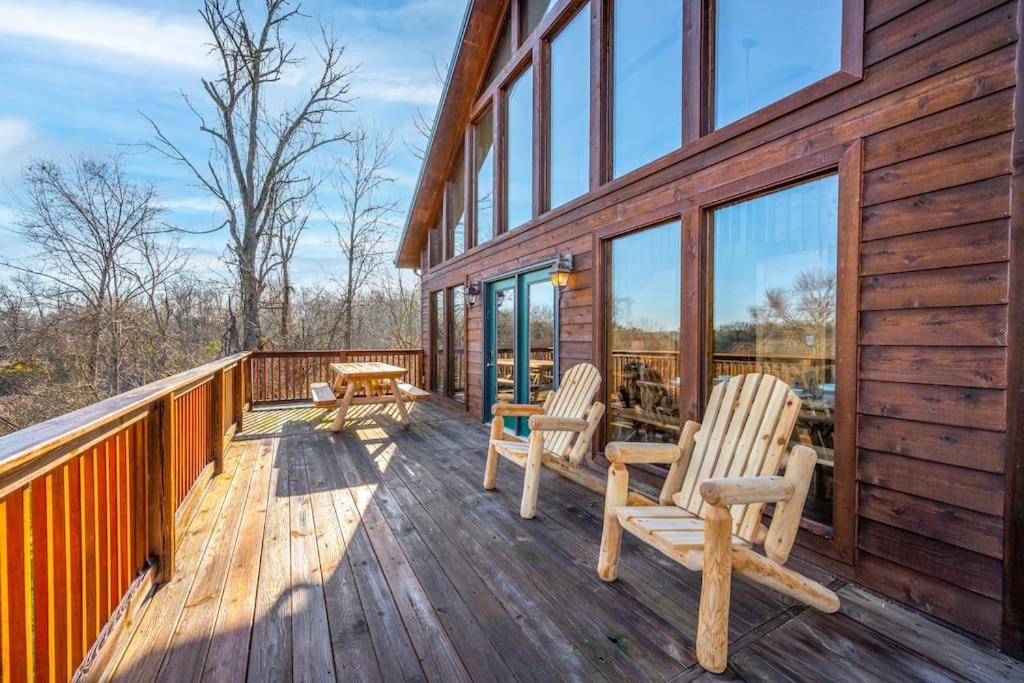 Dog Friendly! Views! Hot Tub! Close To Pf! Gsmnp Сев'єрвілл Екстер'єр фото